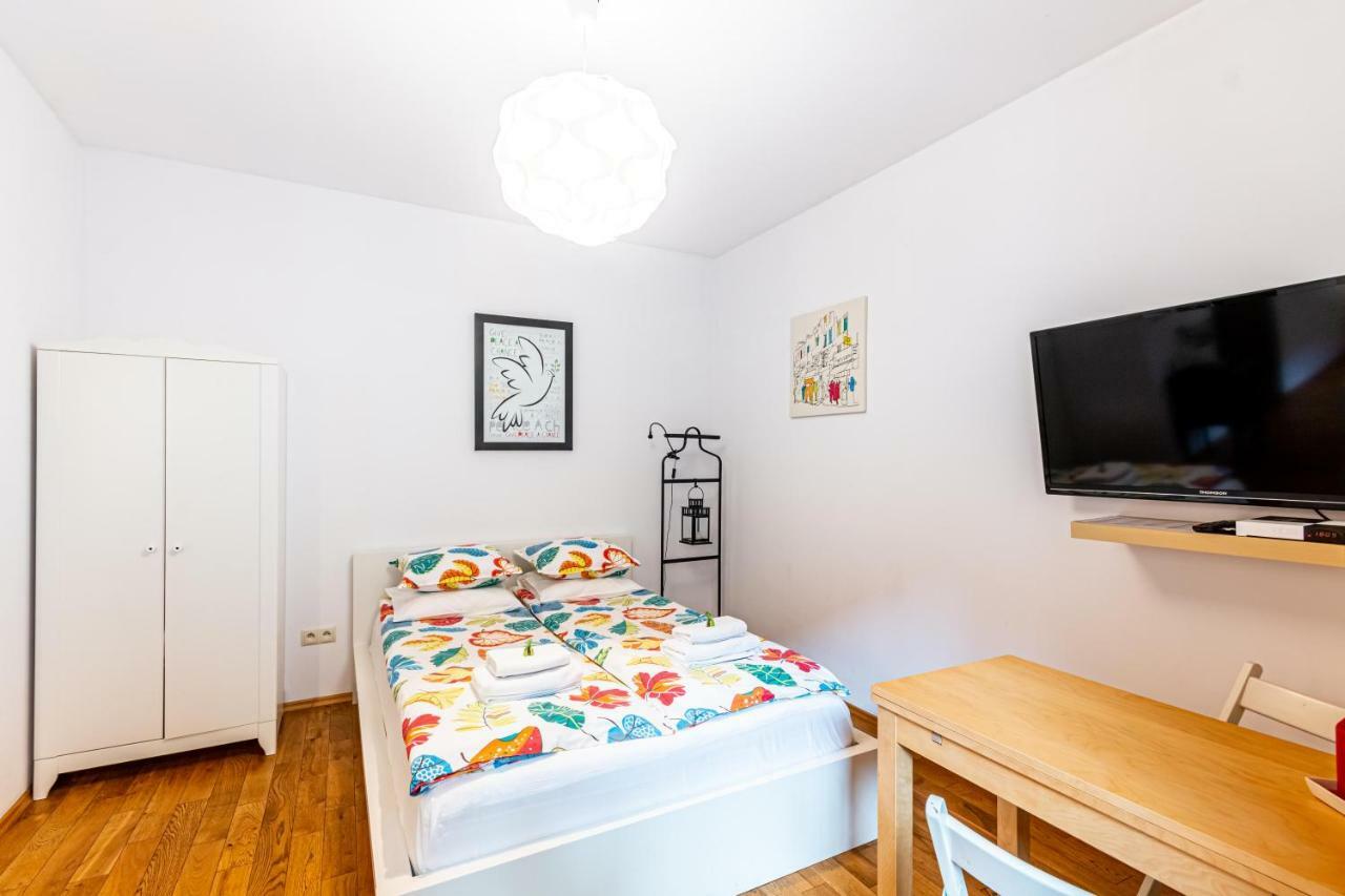 Happyguests Apartments Краков Экстерьер фото